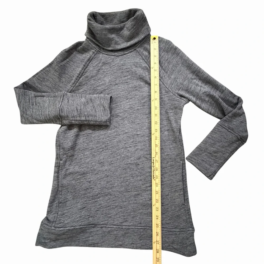 Lululemon To You Tunic Womens 6 Gray Turtleneck Sweatshirt Logo Gorpcore Yoga